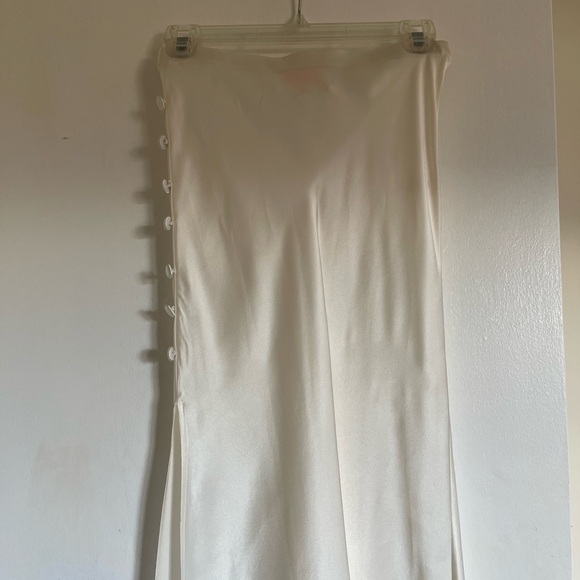 Stone Cold Fox Ivory Bassette Skirt - Picture 5 of 6